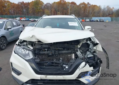 2017 Nissan Rogue Sv z USA, uszkodzony, nr VIN JN8AT2MV2HW272897